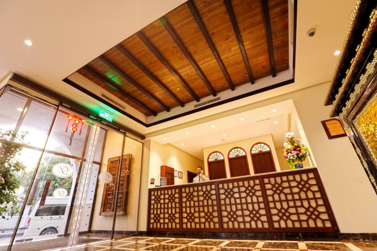 Delmon International Hotel Manama Exterior foto
